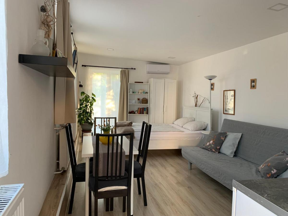 Piknik Studio Fertorakos Ngoại thất bức ảnh